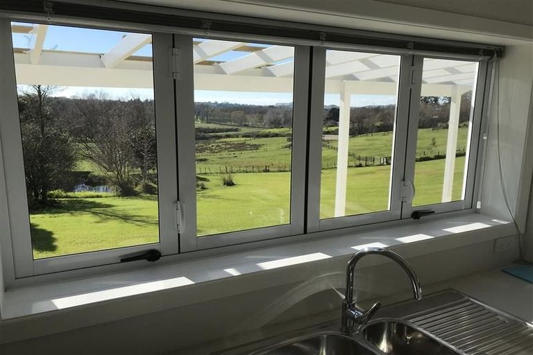 Photo of property in 11 Jeffs Road, Dairy Flat, Albany, 0794