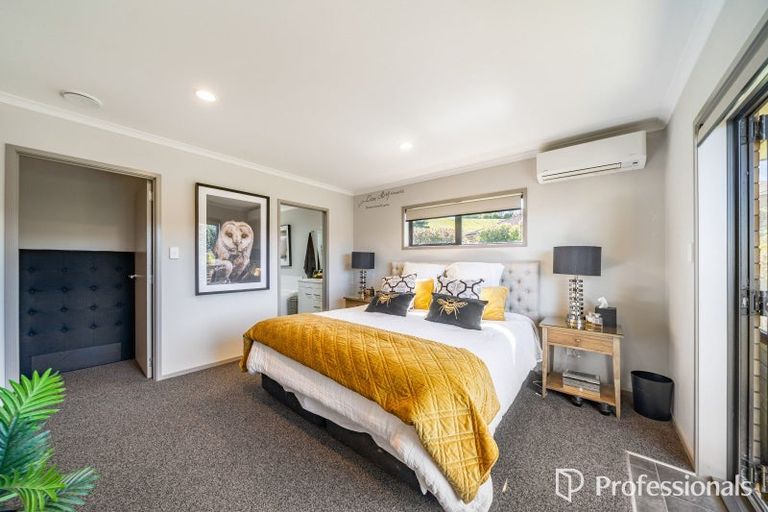 Photo of property in 35 Percy Kinsman Crescent, Riverstone Terraces, Upper Hutt, 5018