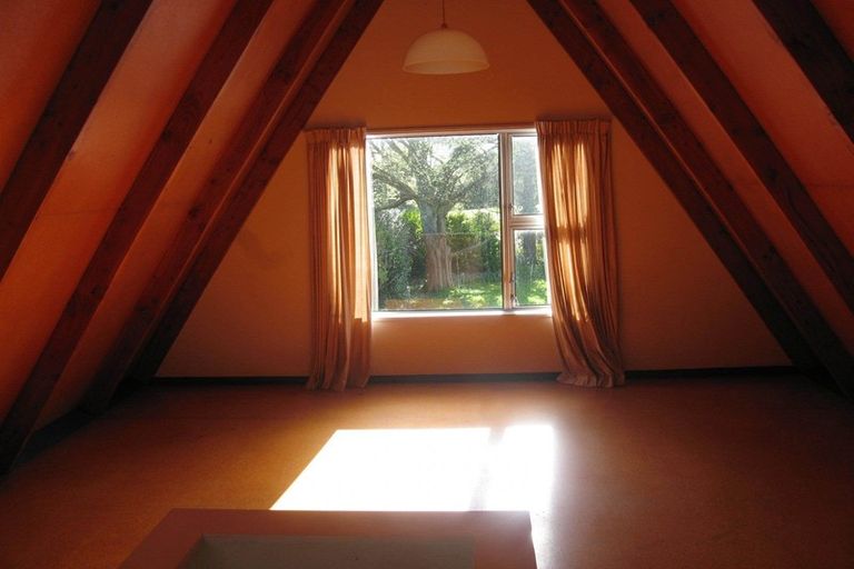 Photo of property in 36 Summerhill Drive, Fitzherbert, Palmerston North, 4410