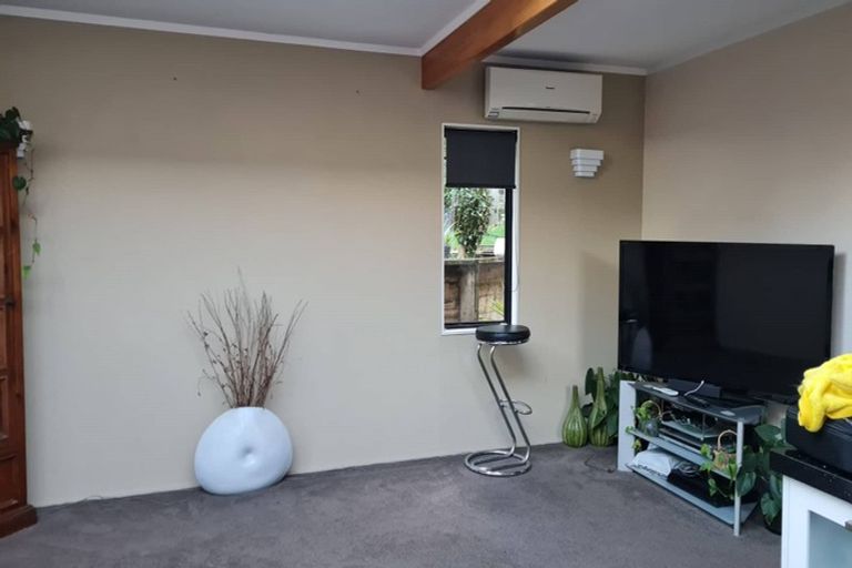 Photo of property in 10 Dorrit Lane, Howick, Auckland, 2014