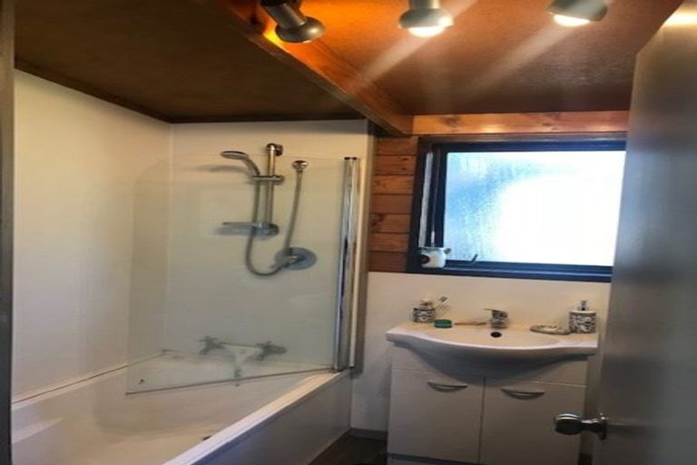 Photo of property in 23b Charles Road, Hannahs Bay, Rotorua, 3010