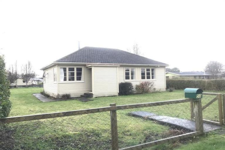 Photo of property in 50 Queen Street, Otautau, 9610