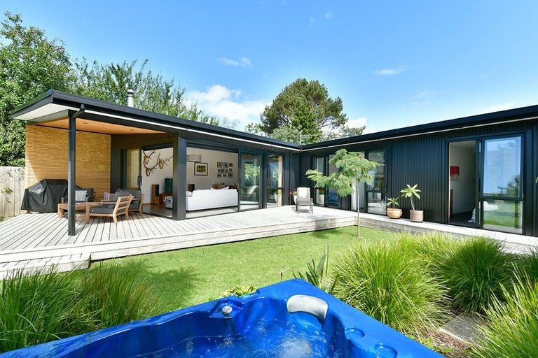 Photo of property in 59 The Circle, Manly, Whangaparaoa, 0930