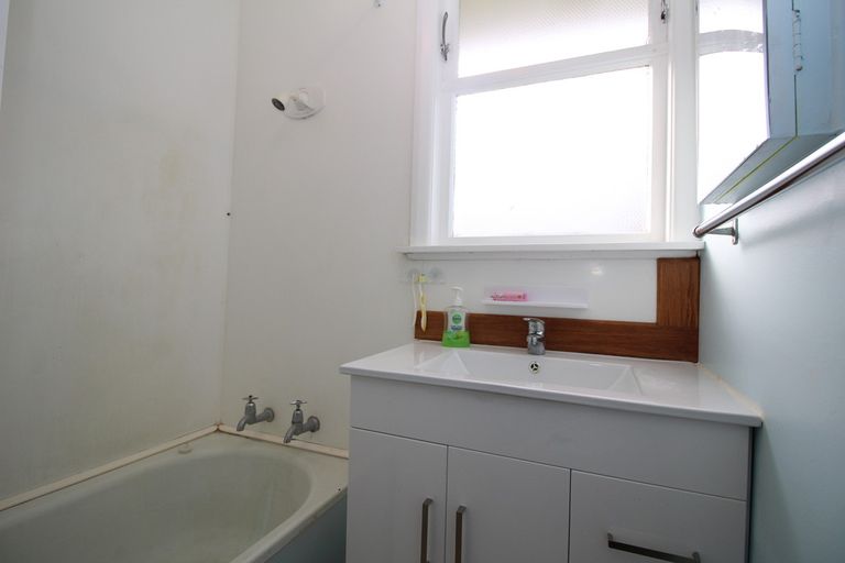 Photo of property in 10 Bellingham Crescent, Fordlands, Rotorua, 3015