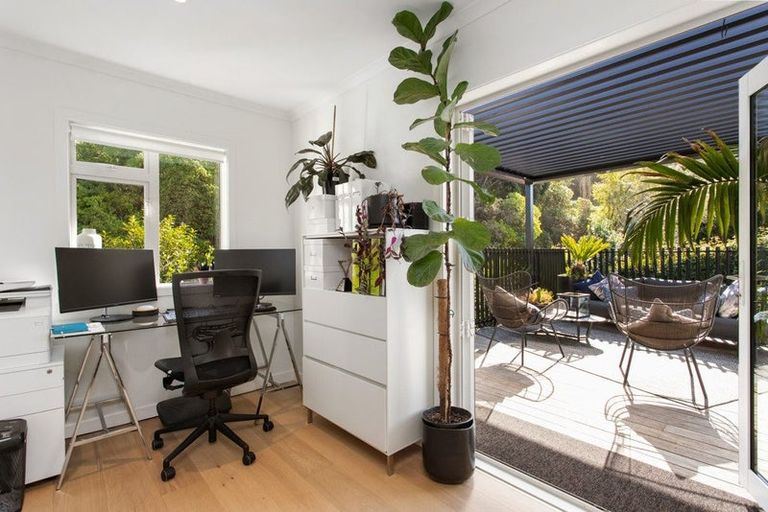 Photo of property in 10 Finnsarby Place, Sumner, Christchurch, 8081