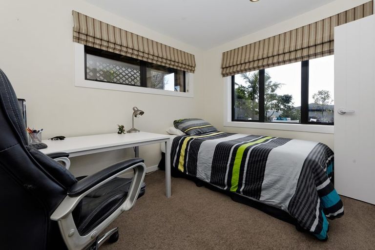 Photo of property in 92 Schnapper Rock Road, Schnapper Rock, Auckland, 0632