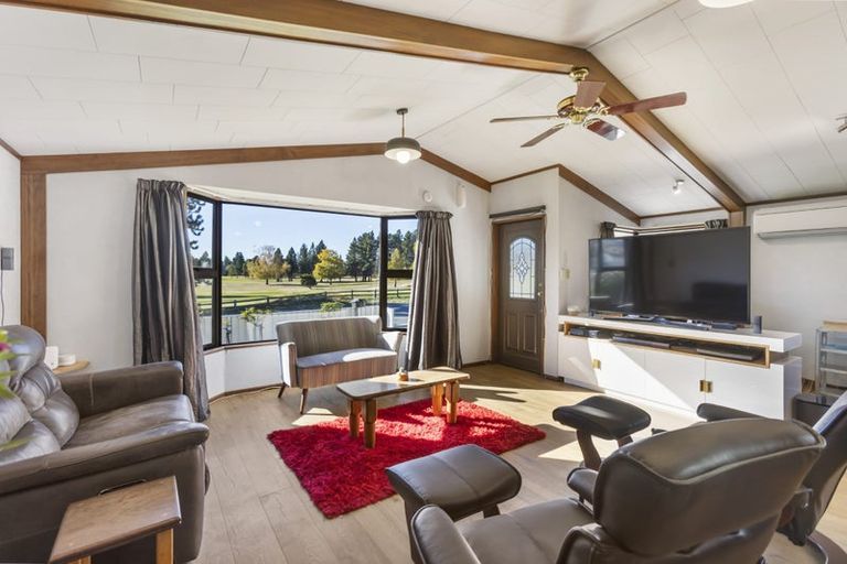 Photo of property in 102 Neplusultra Street, Cromwell, 9310