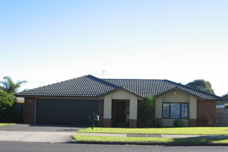 Photo of property in 97 Wattle Farm Road, Wattle Downs, Auckland, 2103