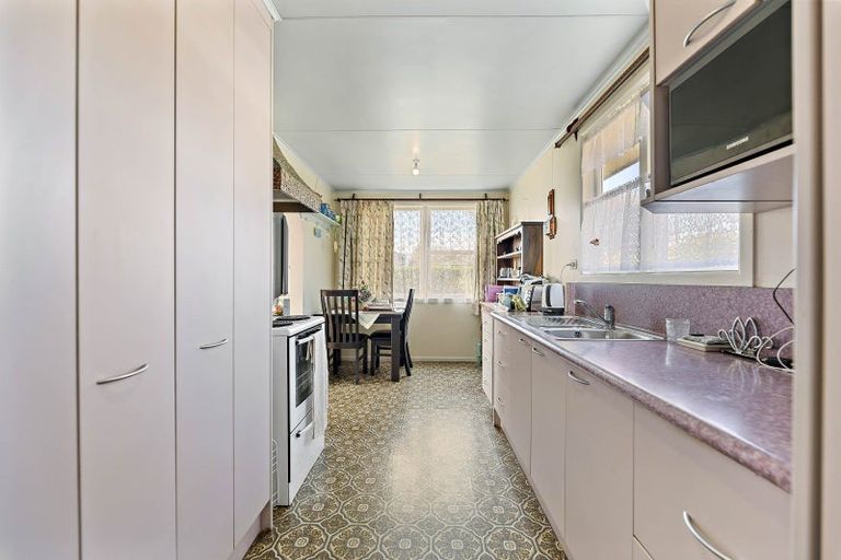 Photo of property in 22 Thompson Street, Tokoroa, 3420