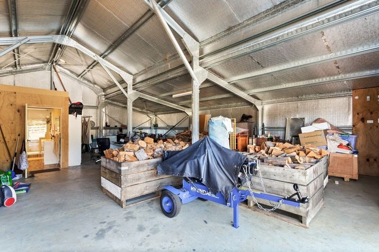 Photo of property in 290 Taylor Road, Waimauku, 0882