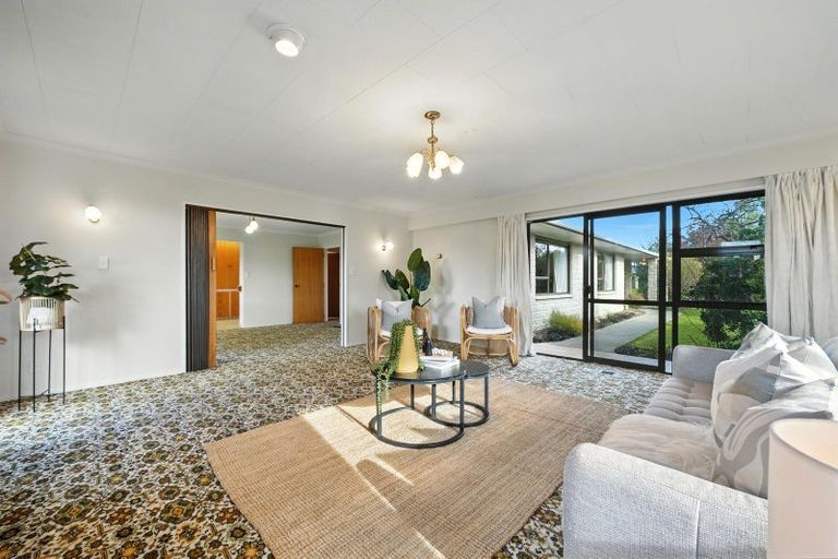 Photo of property in 12 Kinley Street, Rangiora, 7400