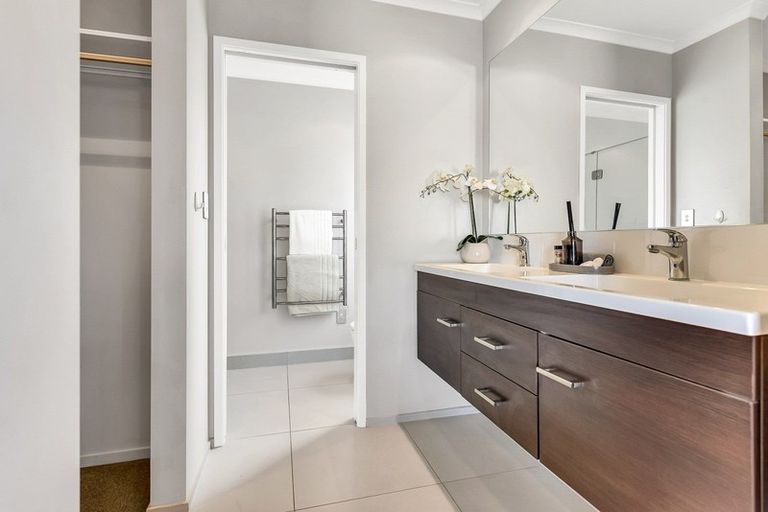 Photo of property in 18 Castleton Way, Flagstaff, Hamilton, 3210