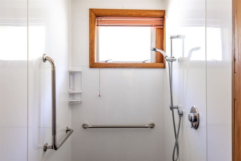 Photo of property in 4 Ednam Street, Roxburgh, 9500