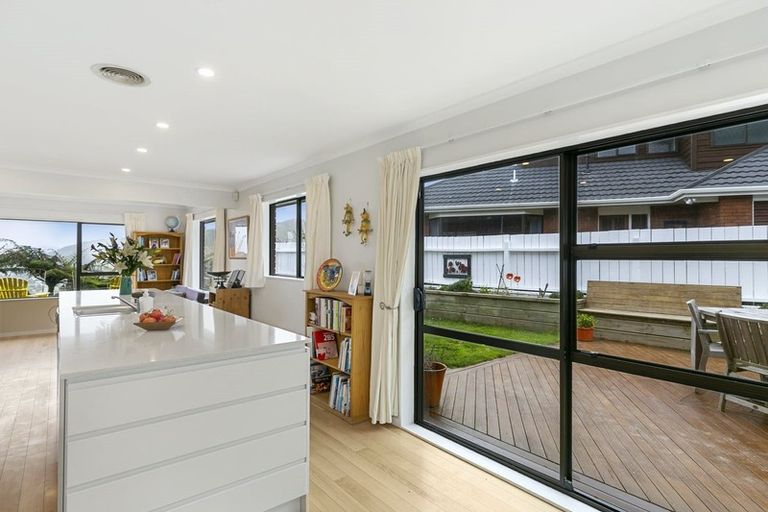 Photo of property in 61 Satara Crescent, Khandallah, Wellington, 6035