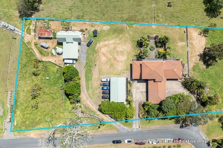 Photo of property in 14 Peters Lane, Taupaki, Henderson, 0782