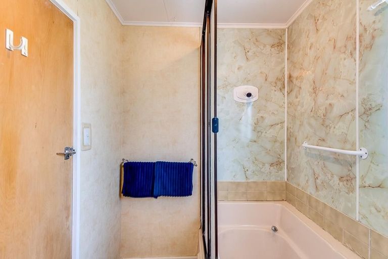 Photo of property in 4 Elliott Street, Taradale, Napier, 4112