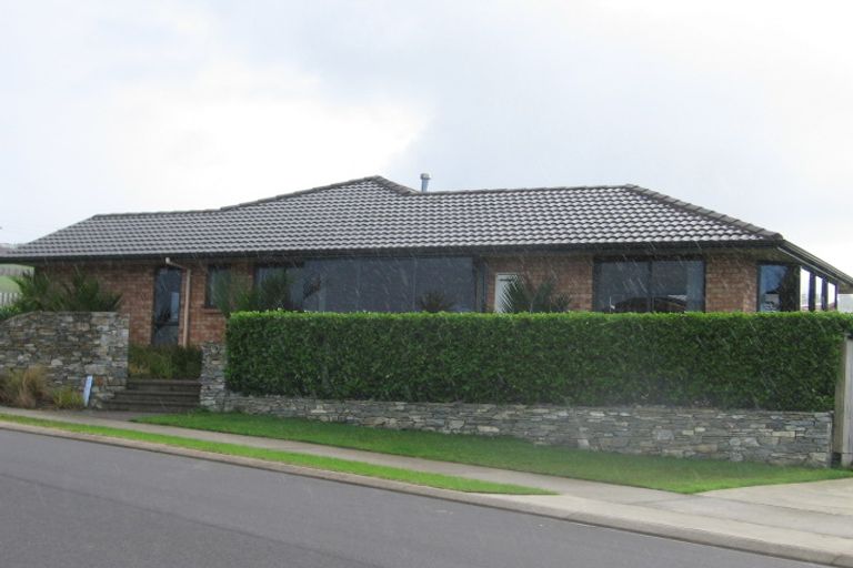 Photo of property in 1 The Ritz, Orewa, 0931