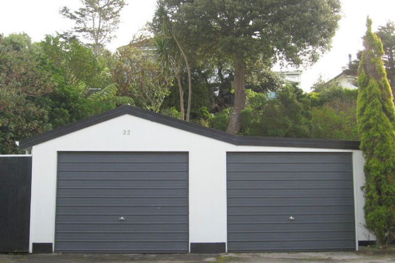 Photo of property in 22 Kiwi Crescent, Tawa, Wellington, 5028