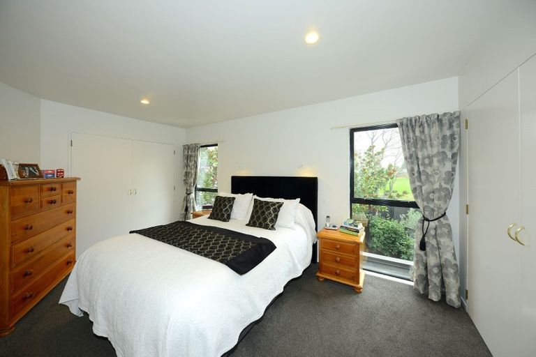 Photo of property in 8 Haineswood Lane, Sockburn, Christchurch, 8042