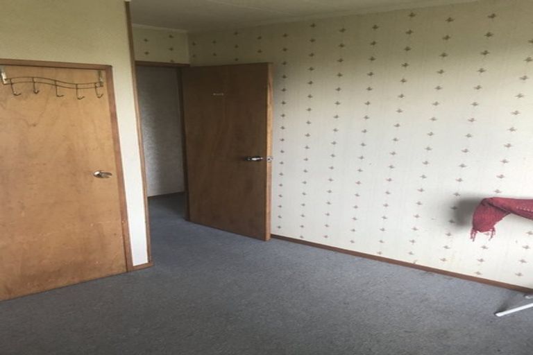 Photo of property in 2/24 Tango Place, Henderson, Auckland, 0610