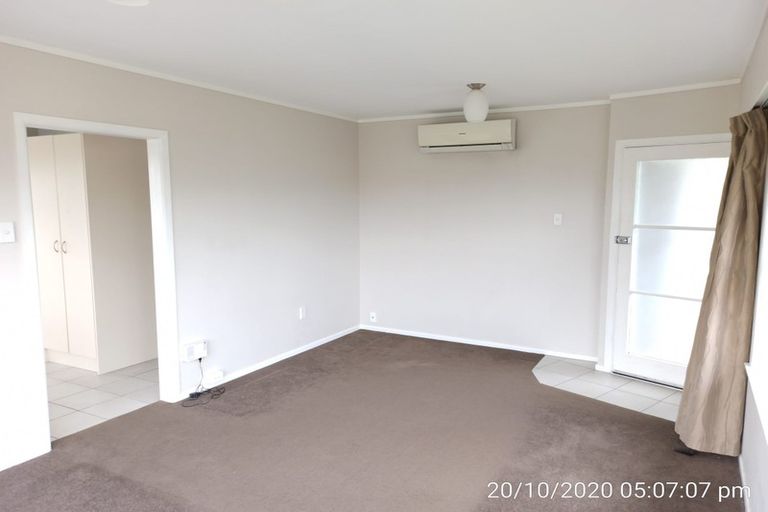 Photo of property in 1/67 Dale Crescent, Pakuranga, Auckland, 2010