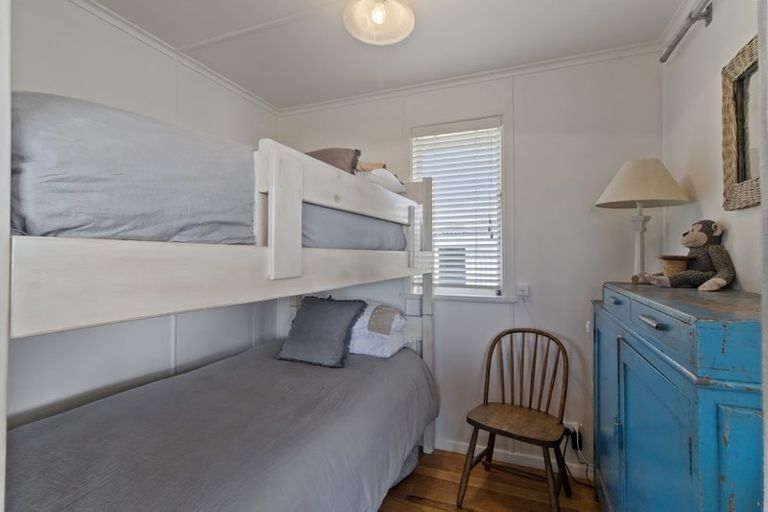 Photo of property in 15 Shaw Road, Waihi Beach, 3611