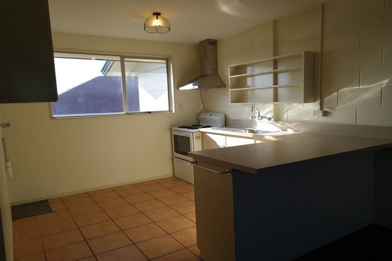 Photo of property in 2/72 Fairfield Avenue, Addington, Christchurch, 8024