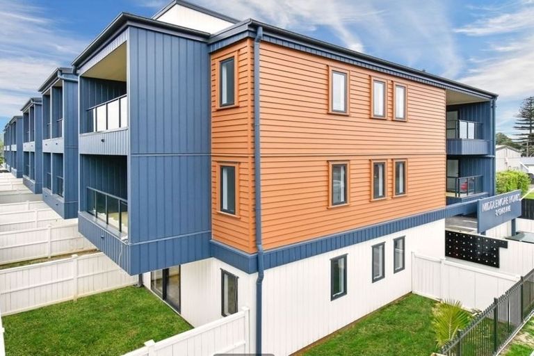Photo of property in 112/8 Gray Avenue, Mangere East, Auckland, 2024