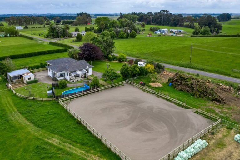 Photo of property in 444 Fraser Road, Normanby, Hawera, 4673
