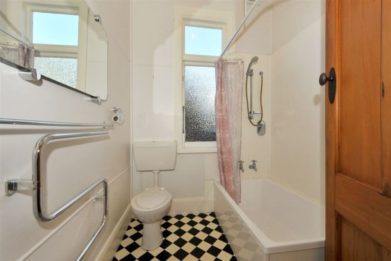 Photo of property in 16 Severn Street, St Albans, Christchurch, 8014