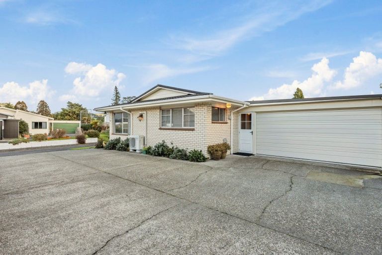 Photo of property in 19a Gwendoline Street, Glenholme, Rotorua, 3010