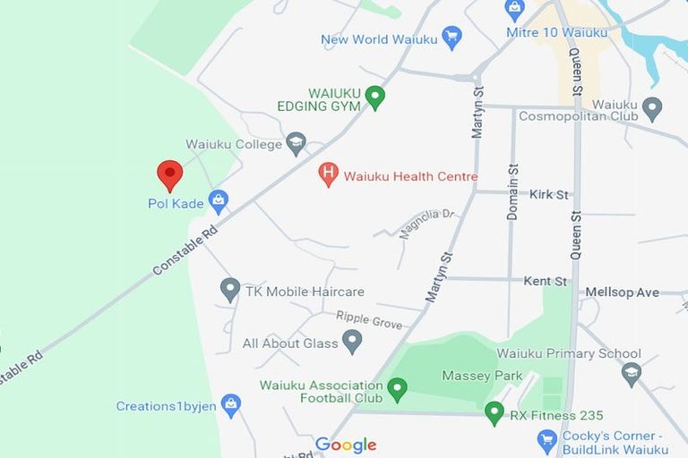 Photo of property in 14 Paapaka Way, Waiuku, 2123