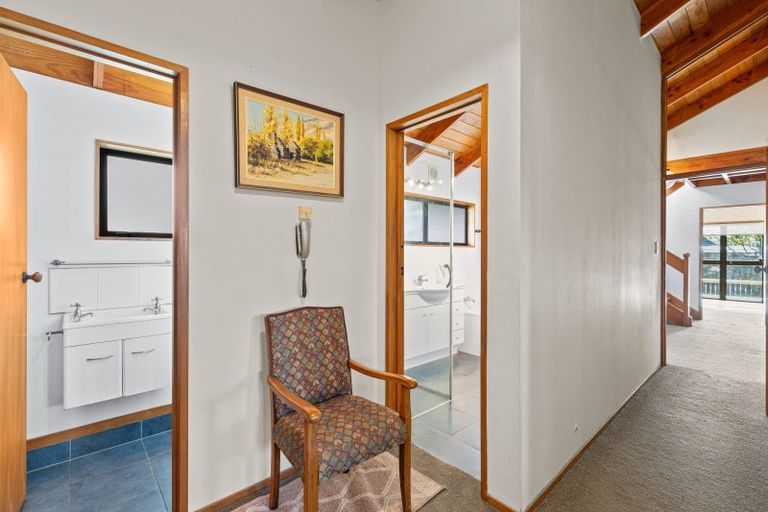 Photo of property in 23 Wesley Avenue, Frankleigh Park, New Plymouth, 4310