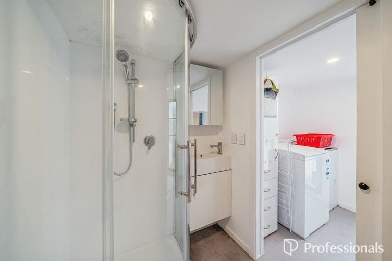 Photo of property in 57 Poto Road, Normandale, Lower Hutt, 5010