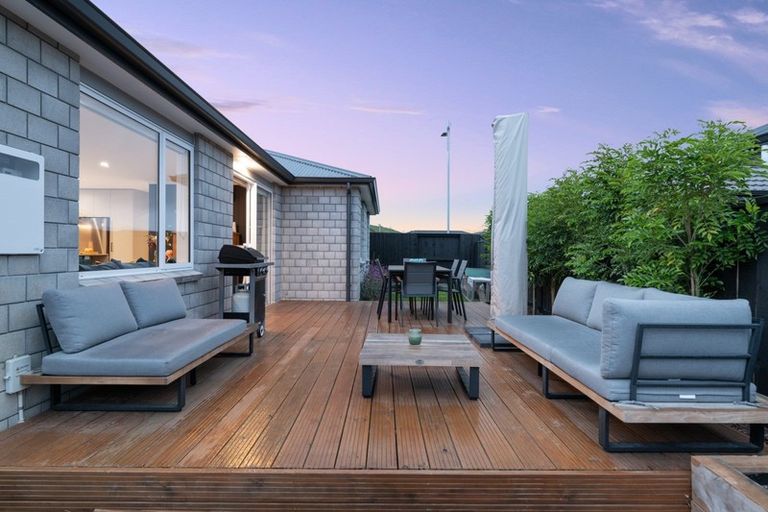 Photo of property in 12 Foley Grove, Pyes Pa, Tauranga, 3110