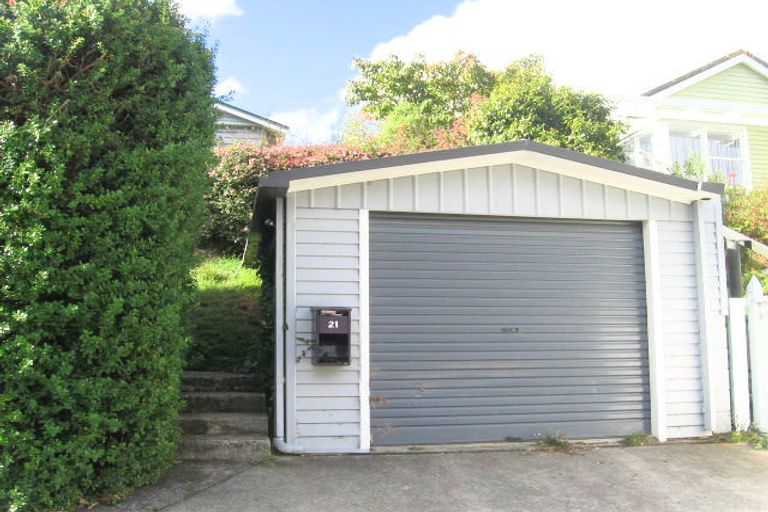 Photo of property in 21 Hathaway Avenue, Karori, Wellington, 6012