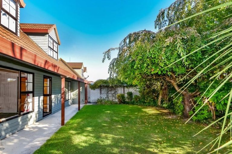 Photo of property in 409a Harewood Road, Harewood, Christchurch, 8051