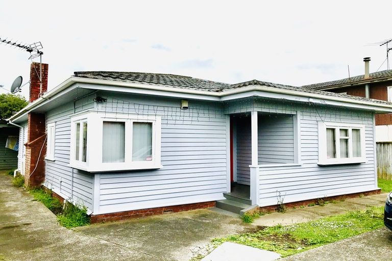Photo of property in 324 Mount Albert Road, Mount Roskill, Auckland, 1041