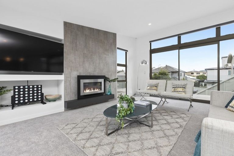 Photo of property in 199b Marine Parade, Mount Maunganui, 3116