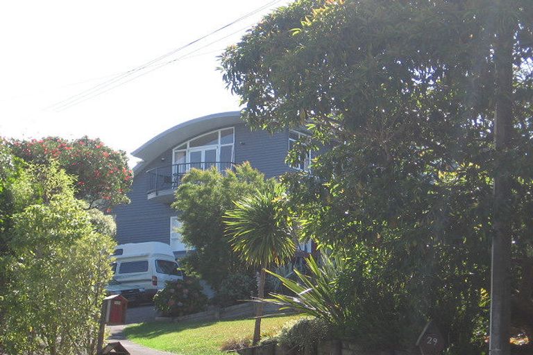 Photo of property in 29 Korotaha Terrace, Rothesay Bay, Auckland, 0630