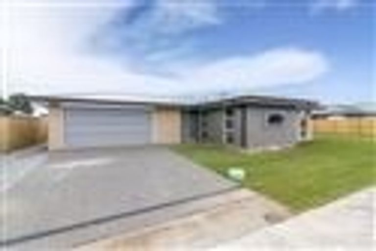 Photo of property in 4 Fry Place, Rolleston, 7614