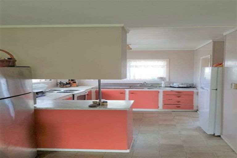 Photo of property in 1/82 Porchester Road, Papakura, 2110