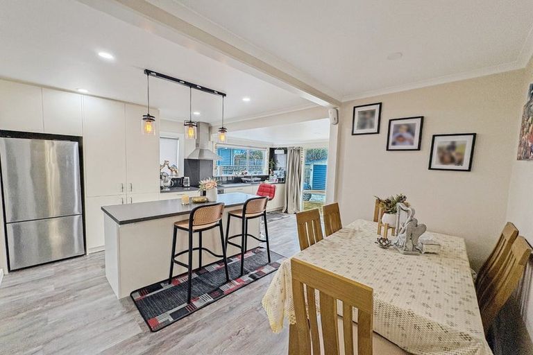 Photo of property in 71 Barraud Street, Dannevirke, 4930