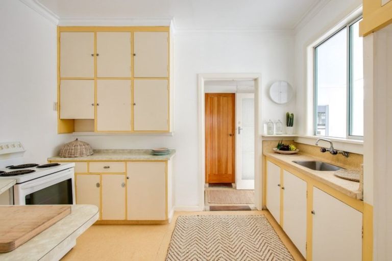 Photo of property in 28 Tom Parker Avenue, Marewa, Napier, 4110