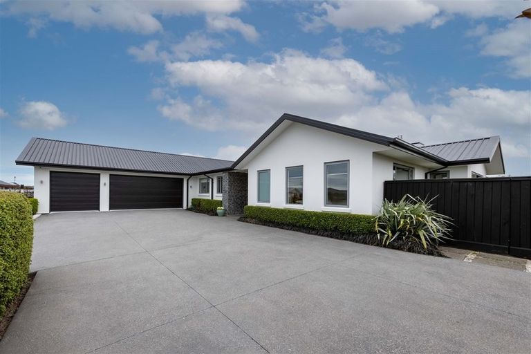 Photo of property in 20 Westburn Place, Prebbleton, 7604