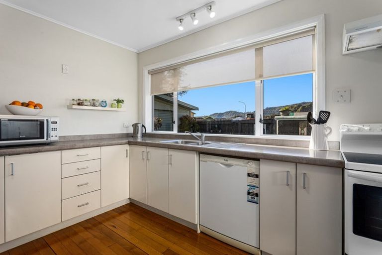 Photo of property in 19 Pohutu Street, Whakatane, 3120