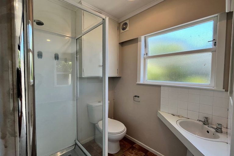 Photo of property in 7 Ninian Street, Highbury, Wellington, 6012