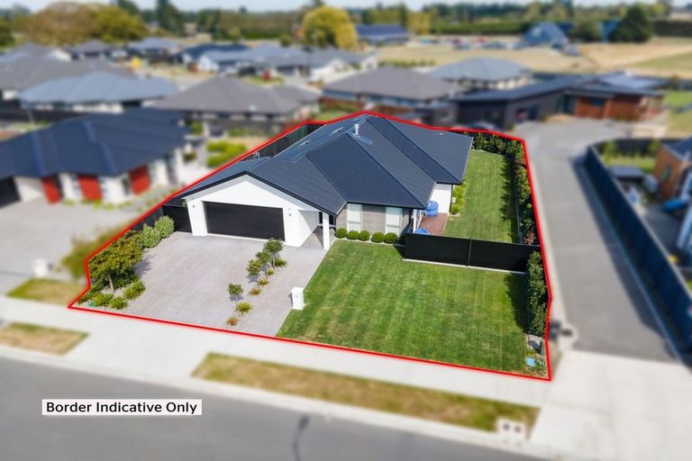 Photo of property in 15 Westpark Boulevard, Rangiora, 7400