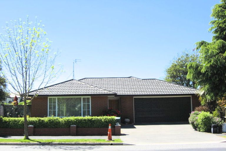 Photo of property in 120a West Belt, Rangiora, 7400