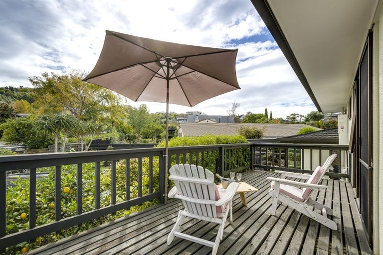 Photo of property in 1 Ewan Place, Taradale, Napier, 4112